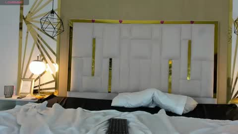 eroticams_vc online show from October 2025 04:22:01 AM