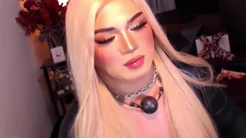 Anastasia online show from January 2025 12:35:02 PM