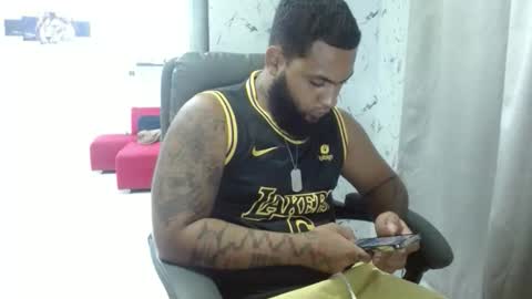 Eroticoblack online show from February 2026 04:33:01 AM