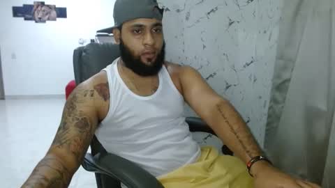 Snapshot of eroticoblack chatting on April 2026 03:35:01 AM Eroticoblack online show from April 2026 03:35:01 AM