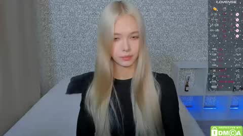 Megan and Brad online show from November 2025 04:18:01 AM