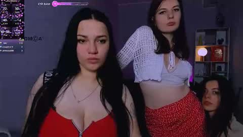 esma_shine online show from September 2025 05:51:02 PM