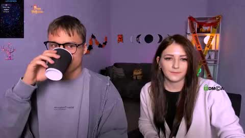 esma_shine online show from October 2025 07:45:02 PM