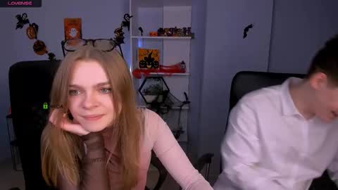 esma_shine online show from October 2025 08:24:02 PM