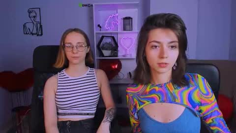 esma_shine online show from November 2025 01:11:01 PM