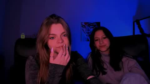 esma_shine online show from November 2025 02:54:02 AM