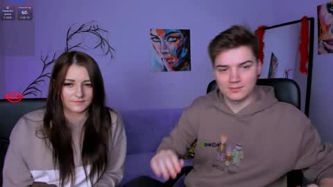 esma_shine online show from November 2025 08:20:01 PM