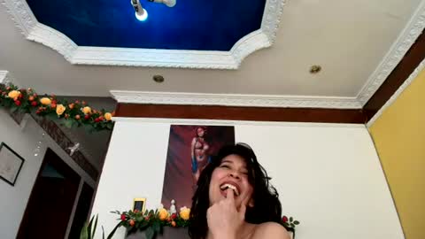 Esmeralda  online show from July 2026 07:19:01 PM