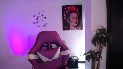 Snapshot of esmeralda098 chatting on March 2026 06:58:02 PM Esmeralda online show from March 2026 06:58:02 PM