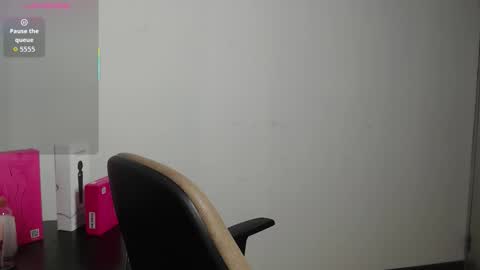 Snapshot of esmeralda_bk chatting on November 2025 09:26:02 PM esmeralda_bk online show from November 2025 09:26:02 PM