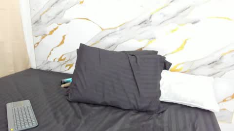 Snapshot of esmeralda_jenn11 chatting on July 2026 06:14:02 PM Esmeralda online show from July 2026 06:14:02 PM
