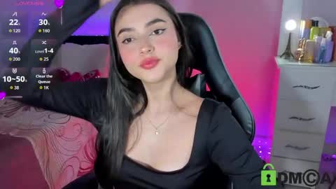 Esmeralda online show from May 2026 11:16:02 AM