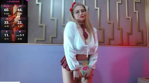 Esmeralda .INDEPENDENT MODEL online Monday to Saturday 3 pm Chicago online show from May 2026 03:03:02 AM