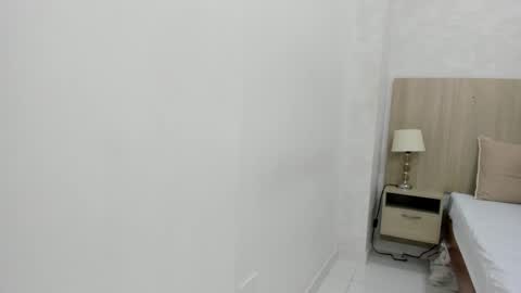 Esmeralda online show from February 2026 07:30:02 PM