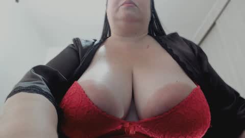 Snapshot of esmeraldo_mfc chatting on January 2025 09:25:01 PM Esmeralda online show from January 2025 09:25:01 PM