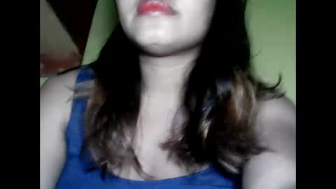 Snapshot of especialgirl_28 chatting on February 2025 07:04:01 PM especialgirl_28 online show from February 2025 07:04:01 PM