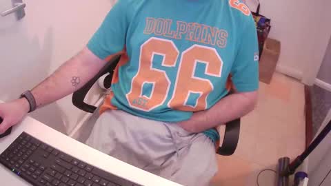 Snapshot of essex_wild chatting on January 2025 09:20:01 PM Morph online show from January 2025 09:20:01 PM