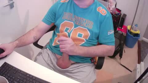 Snapshot of essex_wild chatting on February 2025 09:20:02 PM Morph online show from February 2025 09:20:02 PM