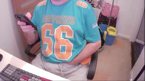 Snapshot of essex_wild chatting on September 2025 08:53:02 PM Morph online show from September 2025 08:53:02 PM