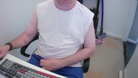 Snapshot of essex_wild chatting on July 2026 01:51:02 PM Morph online show from July 2026 01:51:02 PM
