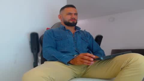 esteban online show from September 2025 03:38:02 PM