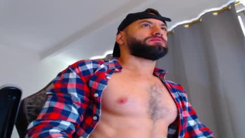 esteban online show from November 2025 01:00:02 PM