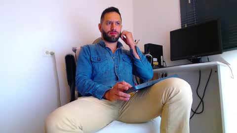 esteban online show from February 2026 02:11:02 PM