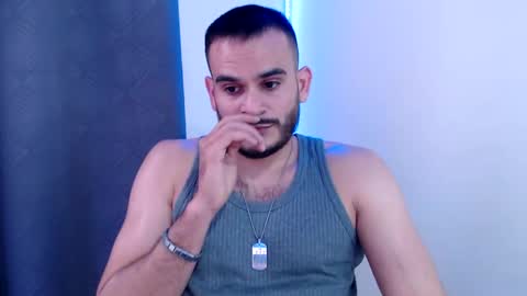 Snapshot of esteban_fer chatting on December 2024 09:20:01 PM Esteban Fernandez online show from December 2024 09:20:01 PM