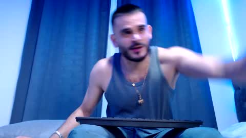 Snapshot of esteban_fer chatting on January 2025 02:41:01 AM Esteban Fernandez online show from January 2025 02:41:01 AM