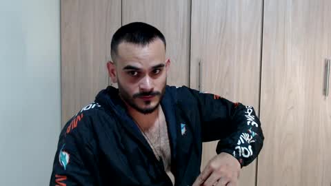 Snapshot of esteban_fer chatting on February 2025 07:23:01 AM Esteban Fernandez online show from February 2025 07:23:01 AM