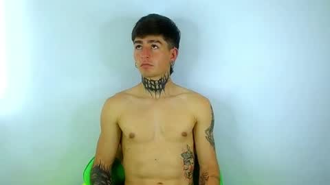 Esteban independent model online show from March 2025 03:20:02 PM