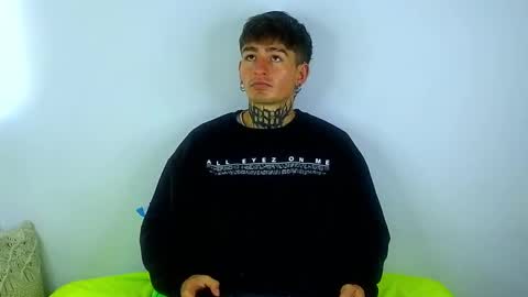 Esteban independent model online show from March 2025 12:06:02 PM