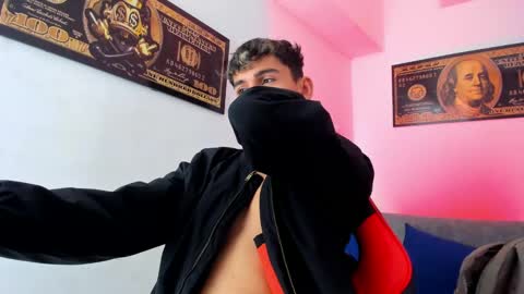 Esteban online show from December 2024 12:13:02 PM