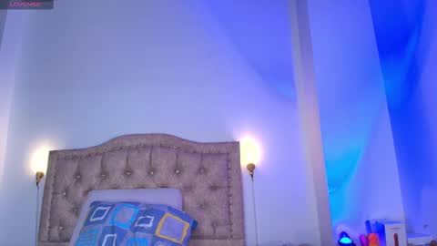 Esteban online show from October 2025 09:12:02 PM