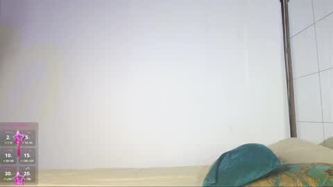 Estefa G online show from December 2024 05:02:01 AM