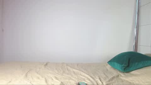 Estefa G online show from December 2024 05:11:01 PM