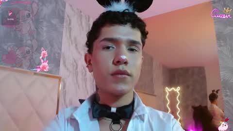 estefan_tay online show from February 2026 07:21:01 PM