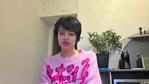 Snapshot of estefanaspomer chatting on July 2026 09:18:01 AM Lucy online show from July 2026 09:18:01 AM