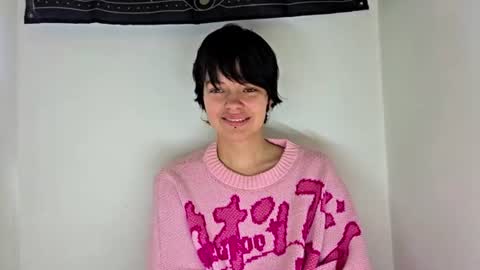 Snapshot of estefanaspomer chatting on July 2026 06:23:01 AM Lucy online show from July 2026 06:23:01 AM