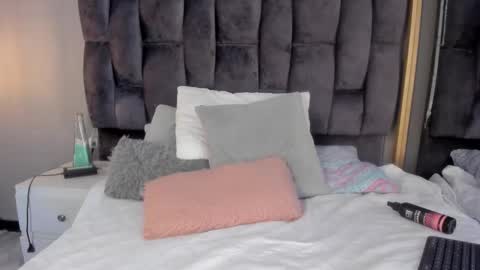 Snapshot of estefania__gomez chatting on February 2025 12:43:01 AM estefania__gomez online show from February 2025 12:43:01 AM