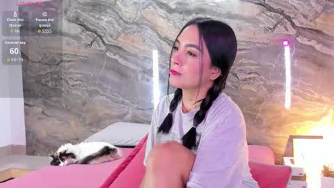 Stefy online show from March 2026 12:20:01 PM