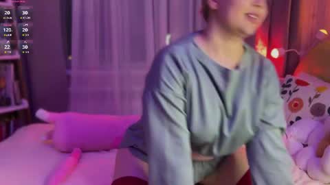 Snapshot of estella_elwood chatting on July 2026 08:04:02 PM Estella online show from July 2026 08:04:02 PM