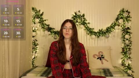 Snapshot of ester_hill chatting on January 2025 08:44:01 PM Ester online show from January 2025 08:44:01 PM