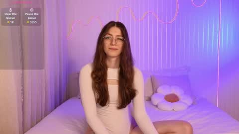 Snapshot of ester_hill chatting on January 2025 04:41:02 AM Ester online show from January 2025 04:41:02 AM