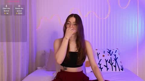 Snapshot of ester_hill chatting on January 2025 08:04:01 PM Ester online show from January 2025 08:04:01 PM