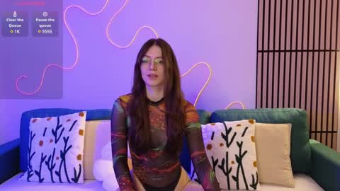 Snapshot of ester_hill chatting on February 2025 10:31:01 PM Ester online show from February 2025 10:31:01 PM