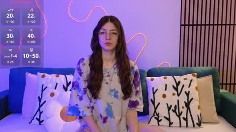 Snapshot of ester_hill chatting on February 2025 09:09:01 PM Ester online show from February 2025 09:09:01 PM