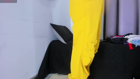 Snapshot of esterlindez chatting on May 2026 07:51:02 PM esterlindez online show from May 2026 07:51:02 PM