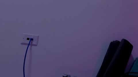 Snapshot of estrella_hanks_ chatting on April 2026 11:52:02 AM Estrella online show from April 2026 11:52:02 AM