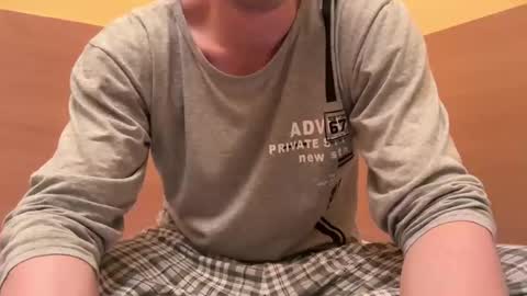 Tom online show from February 2025 12:30:02 AM